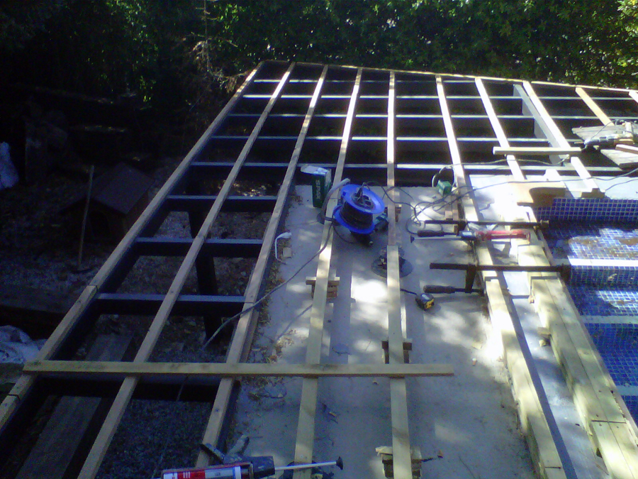 Parquet exterior.