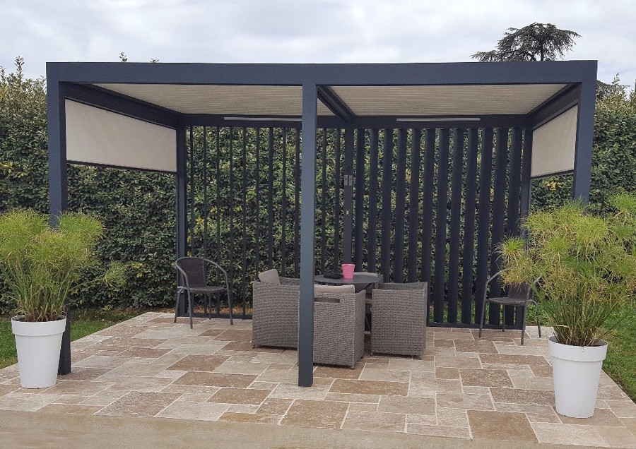 Pérgola bioclimática lamas y estores
