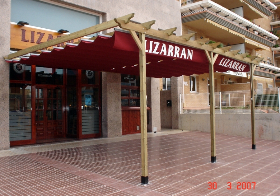 Pergola de madera
