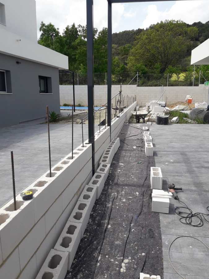 MURO DE MEDIANERIA