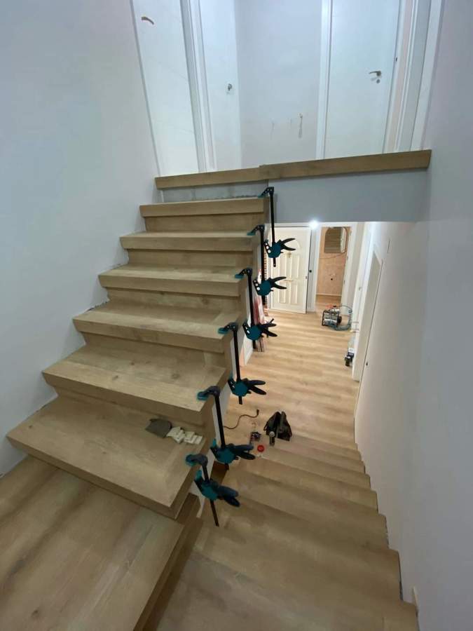 Escalera de madera