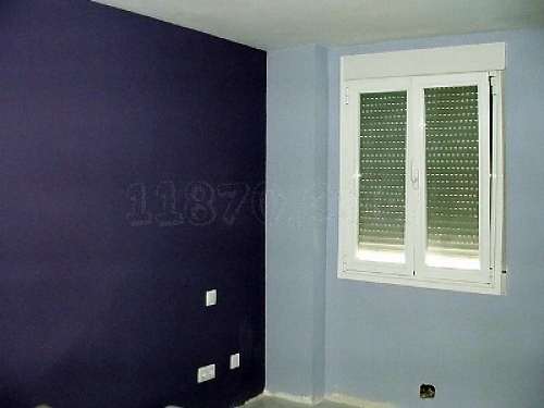 Pintura acabado en liso.