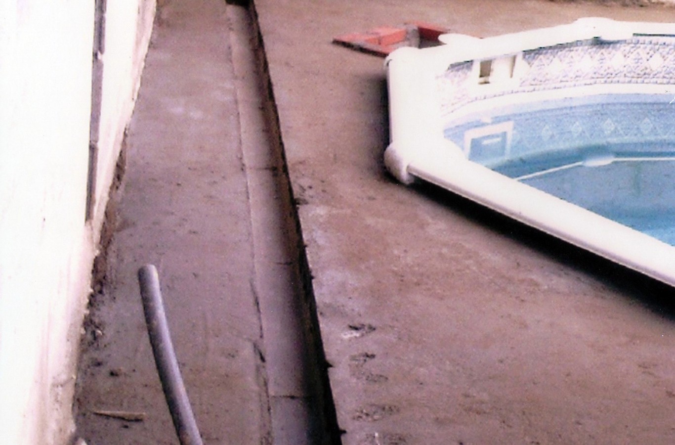 PISCINA CANALIZADA