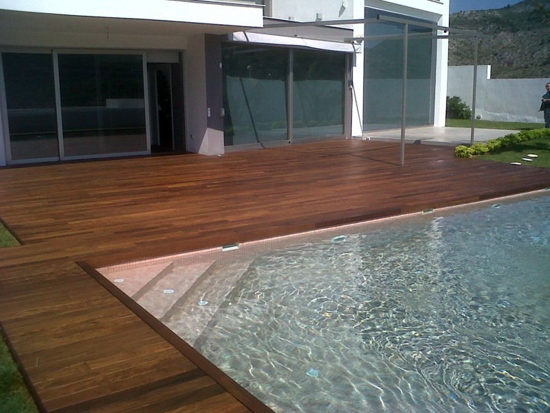 PISCINA CON TEKA