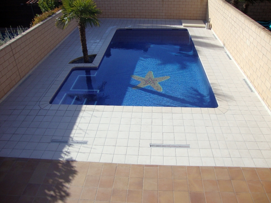 Piscina en Castellar