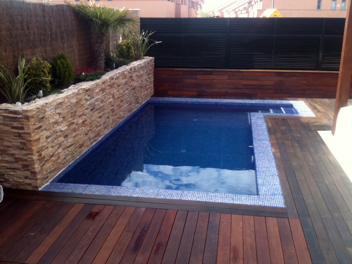 PISCINA MORALEJA