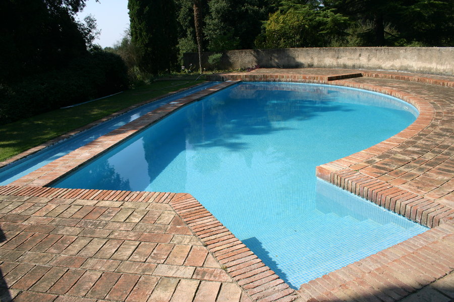 PISCINA REFORMADA