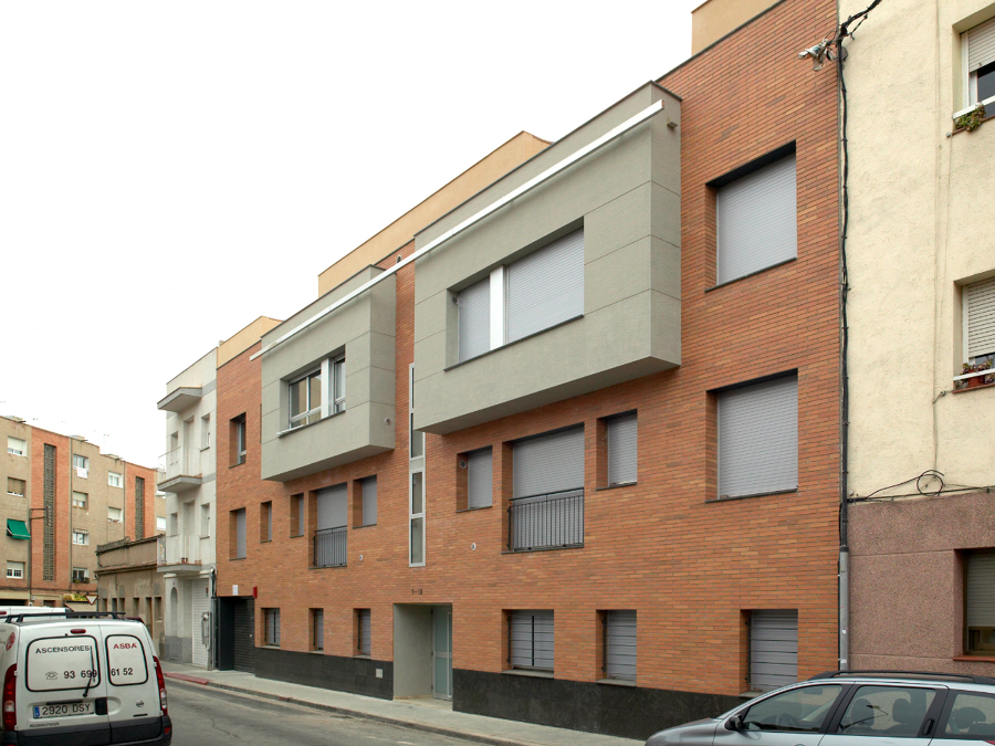 plurifamiliar