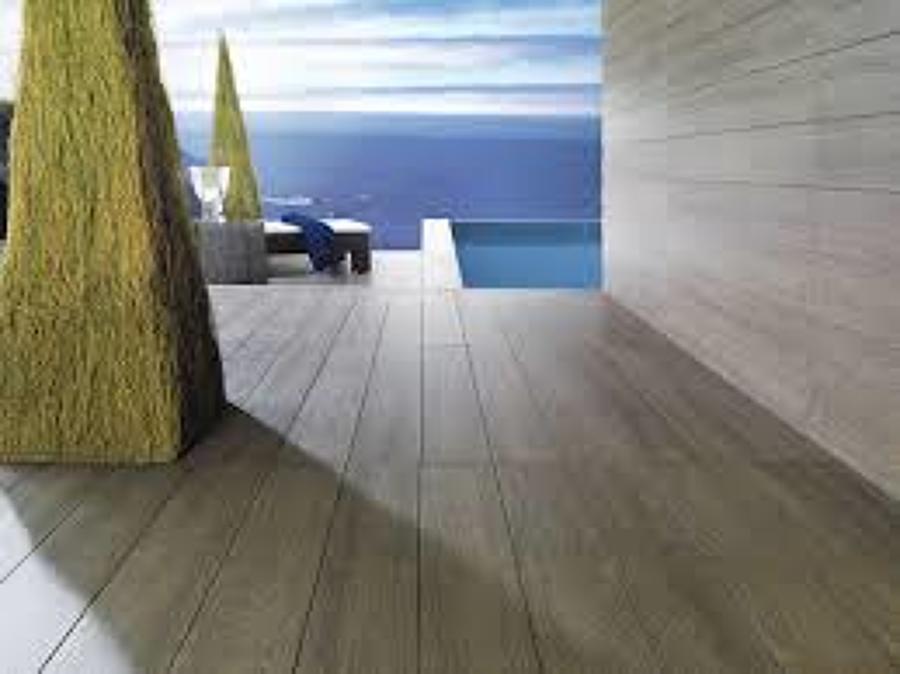 Solados Exteriores imitación madera Porcelanosa