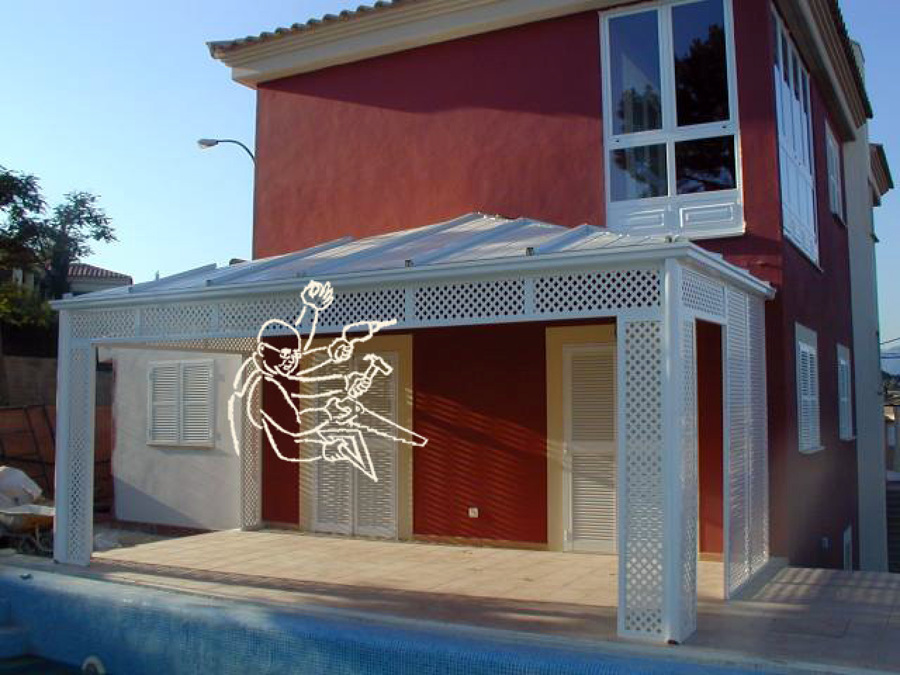 porche blanco de aluminio