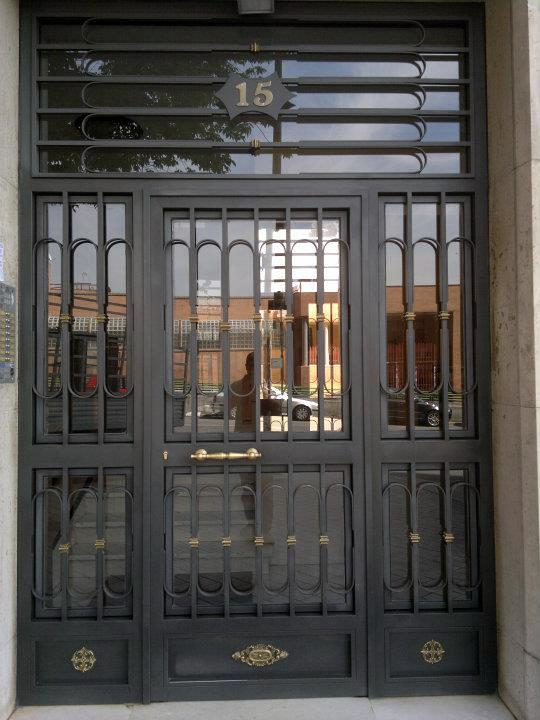portal de hierro