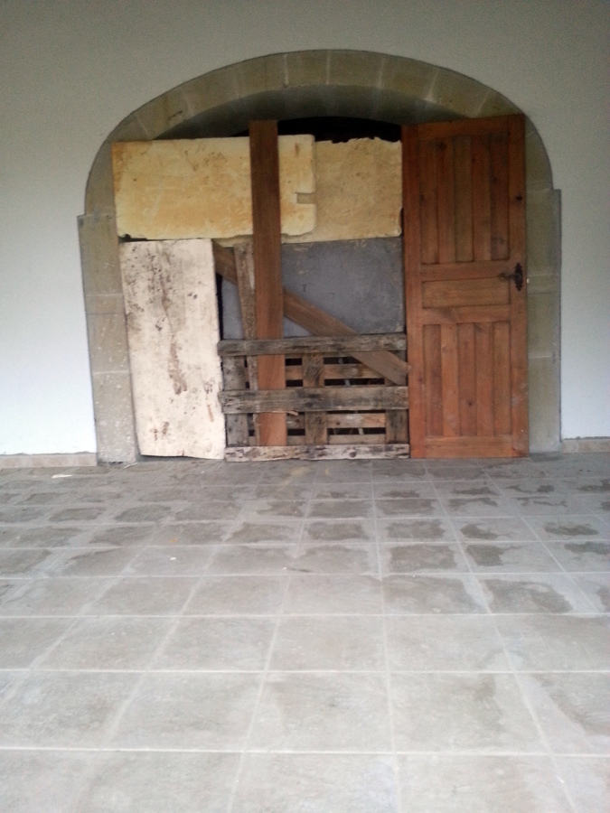 PUERTA 1