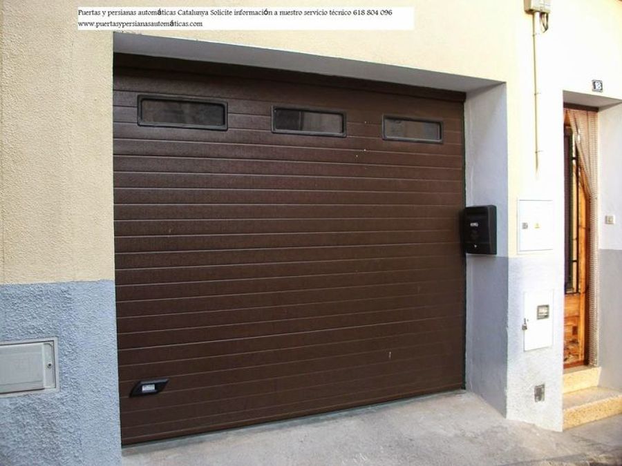 Puerta Garaje abatible