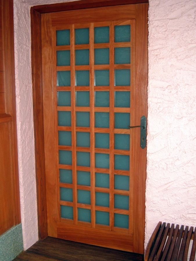 Puerta Cristalera