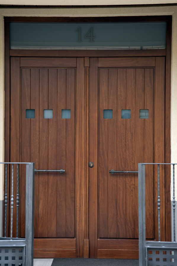 Puerta de calle