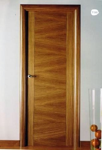 PUERTA DE PASO