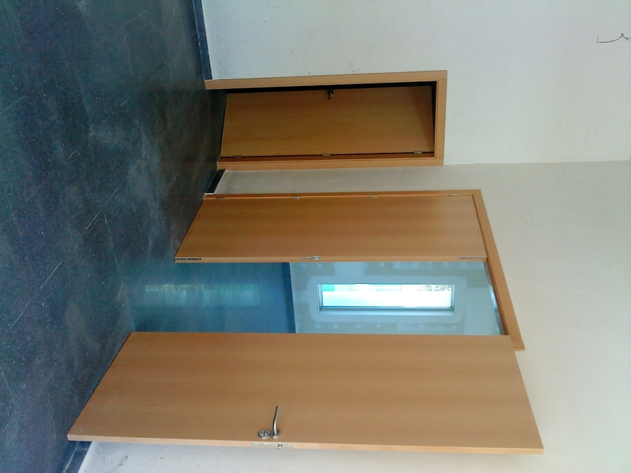 PUERTA DE PASO