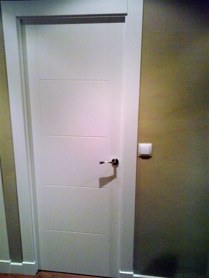 Puerta Nueva Lacada
