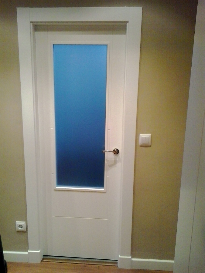 Puerta Nueva Lacada