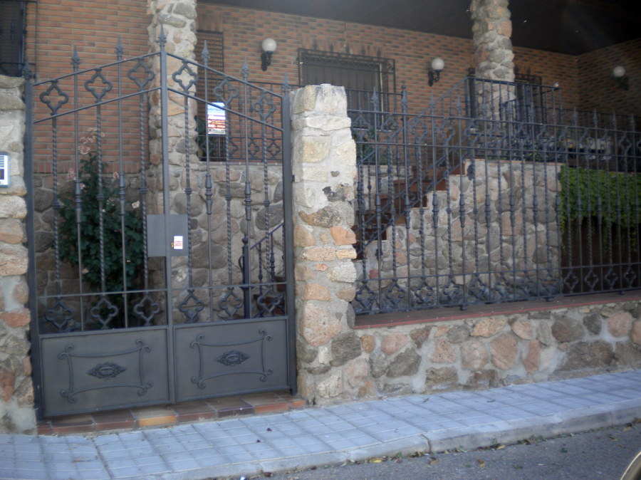 Puerta paso y Valla