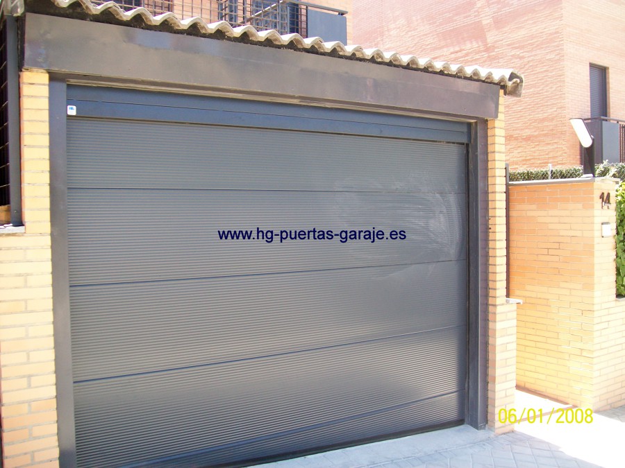puerta seccional