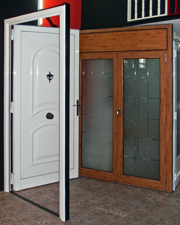 Puerta y armario