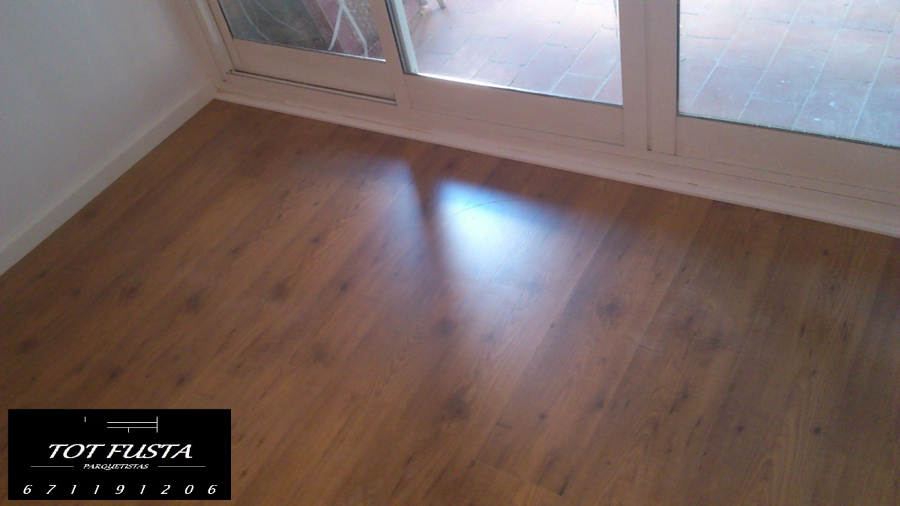 PUERTAS Y PARQUET 