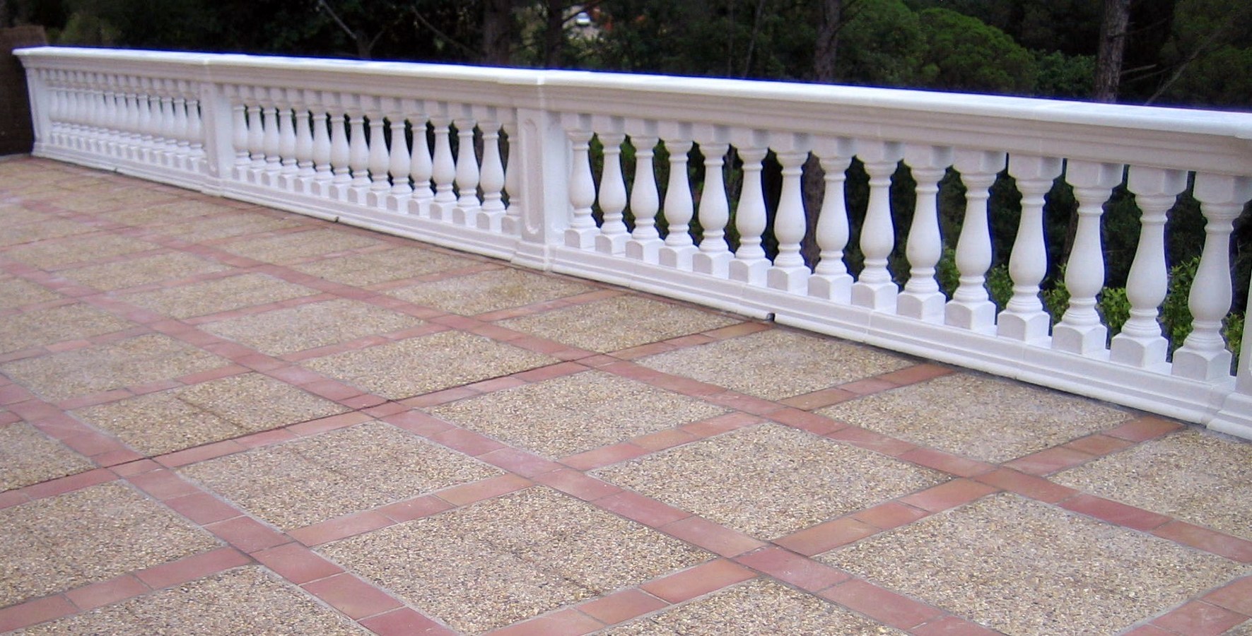 realizacion de balustradas y pavimentos