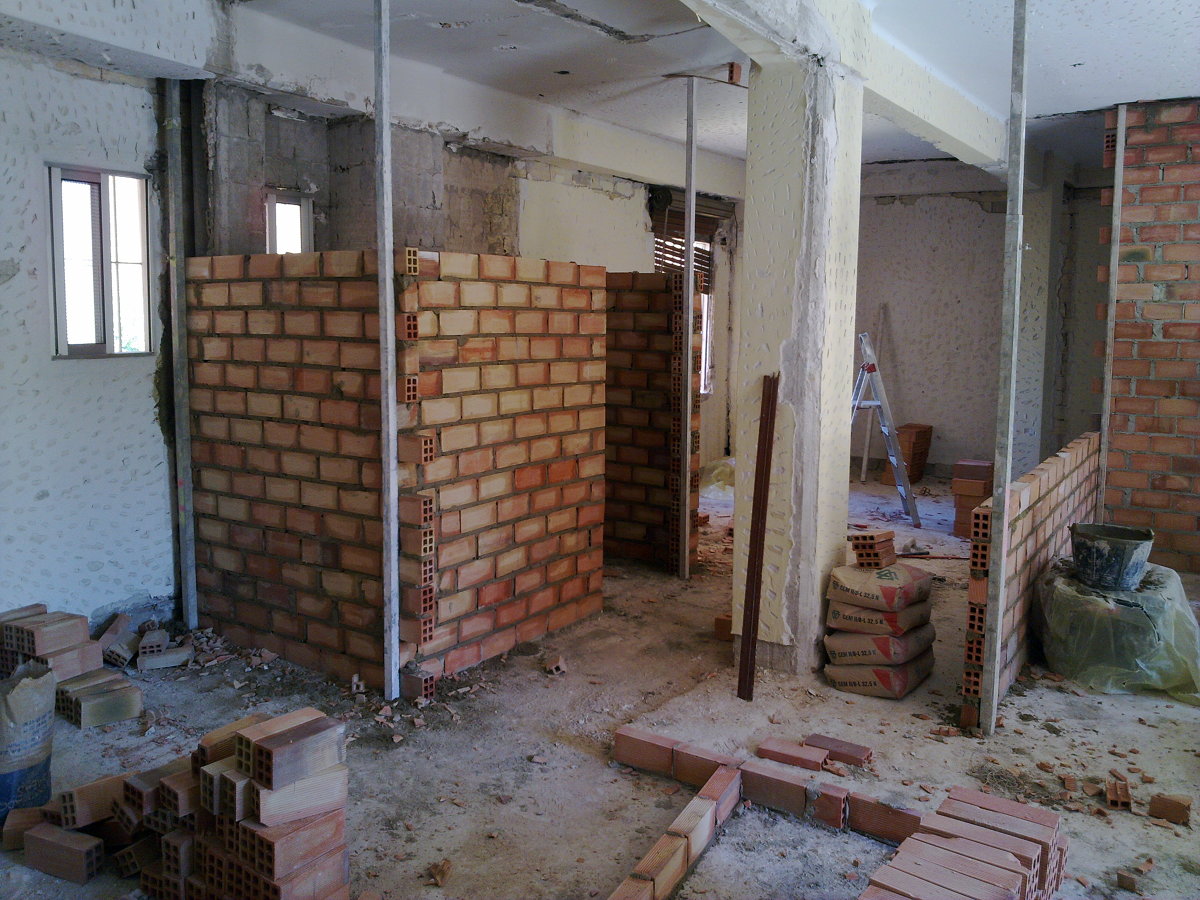 Reforma Integral de vivienda en calle Manuel Siurot 3, Bloque 2 Pisos 2-5