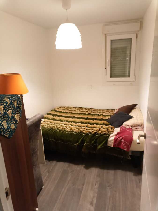 Restauración de habitación en piso
