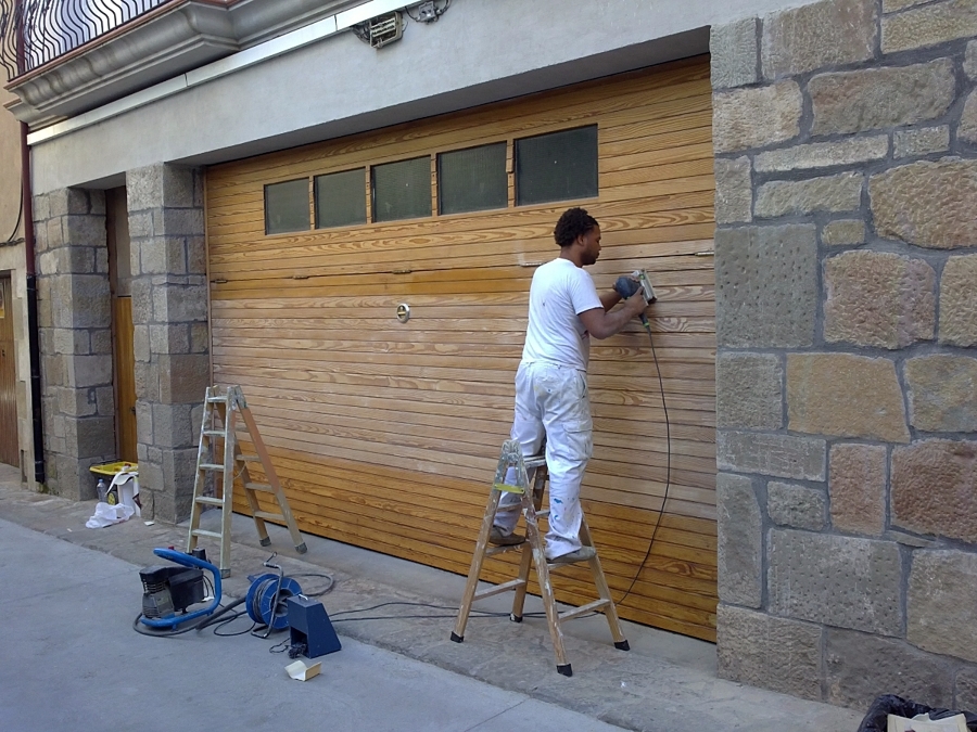 restauración de maderas en exteriores