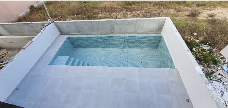 Piscina Massot