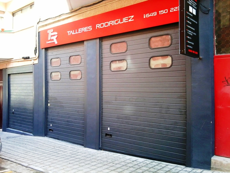 Puerta industrial