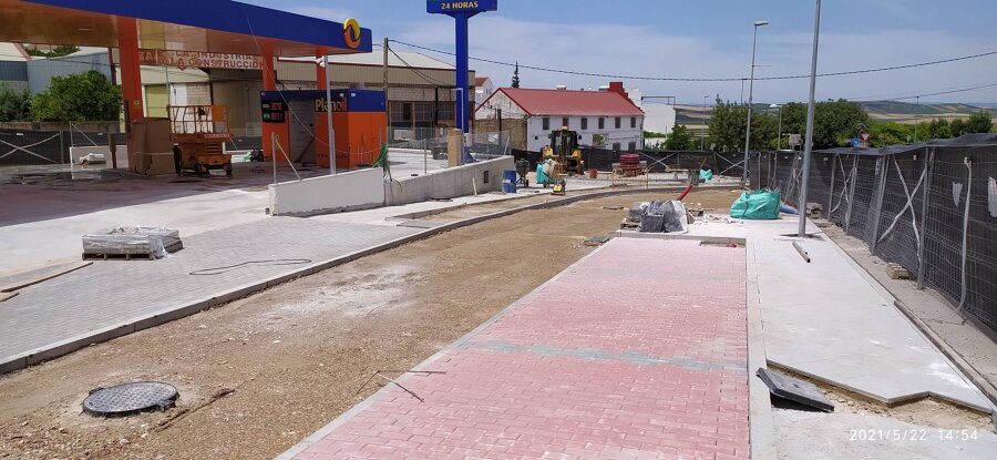 Viales y gasolineras