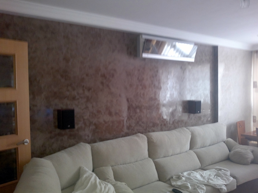 stucco marron