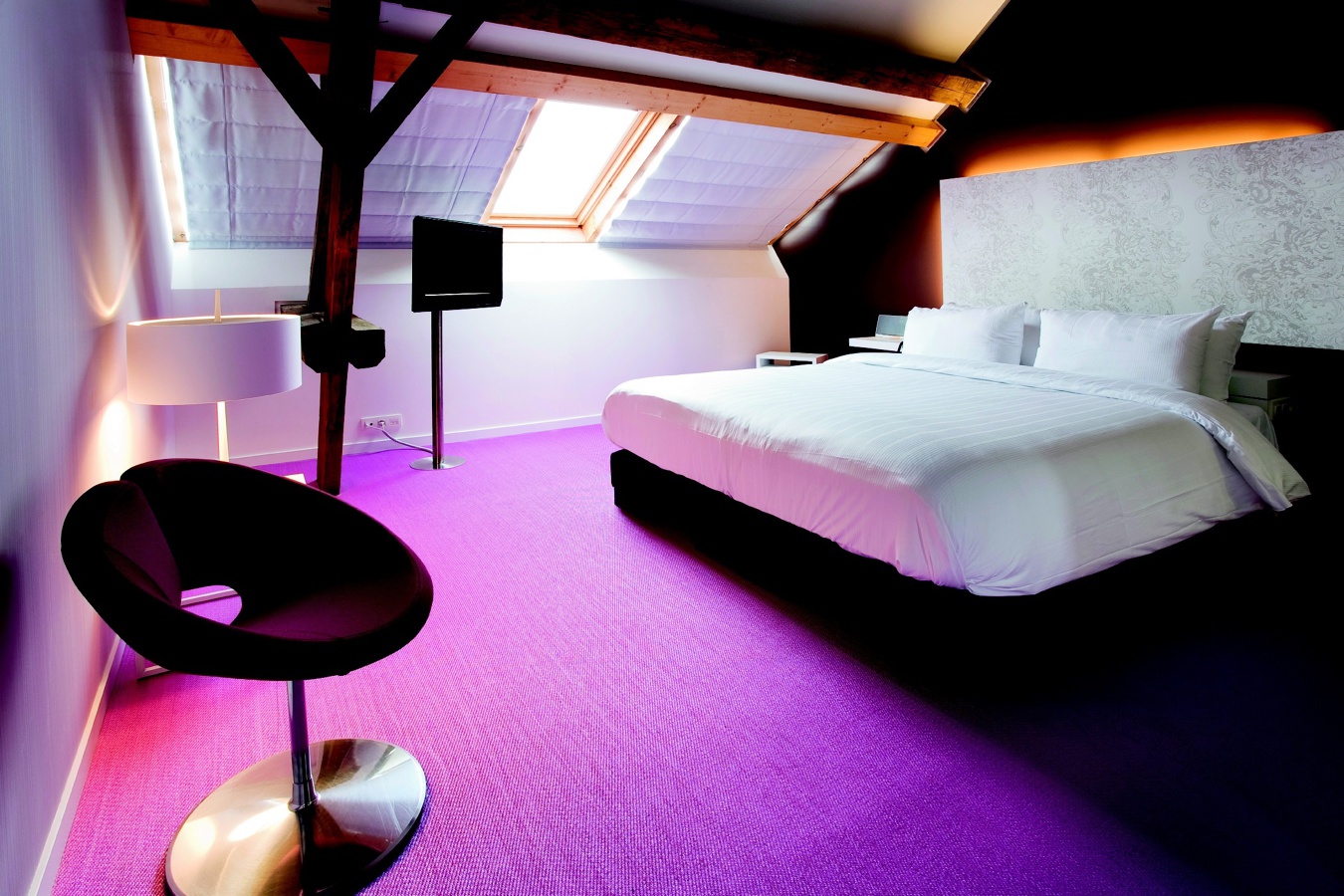 Suelo rosa en hotel
