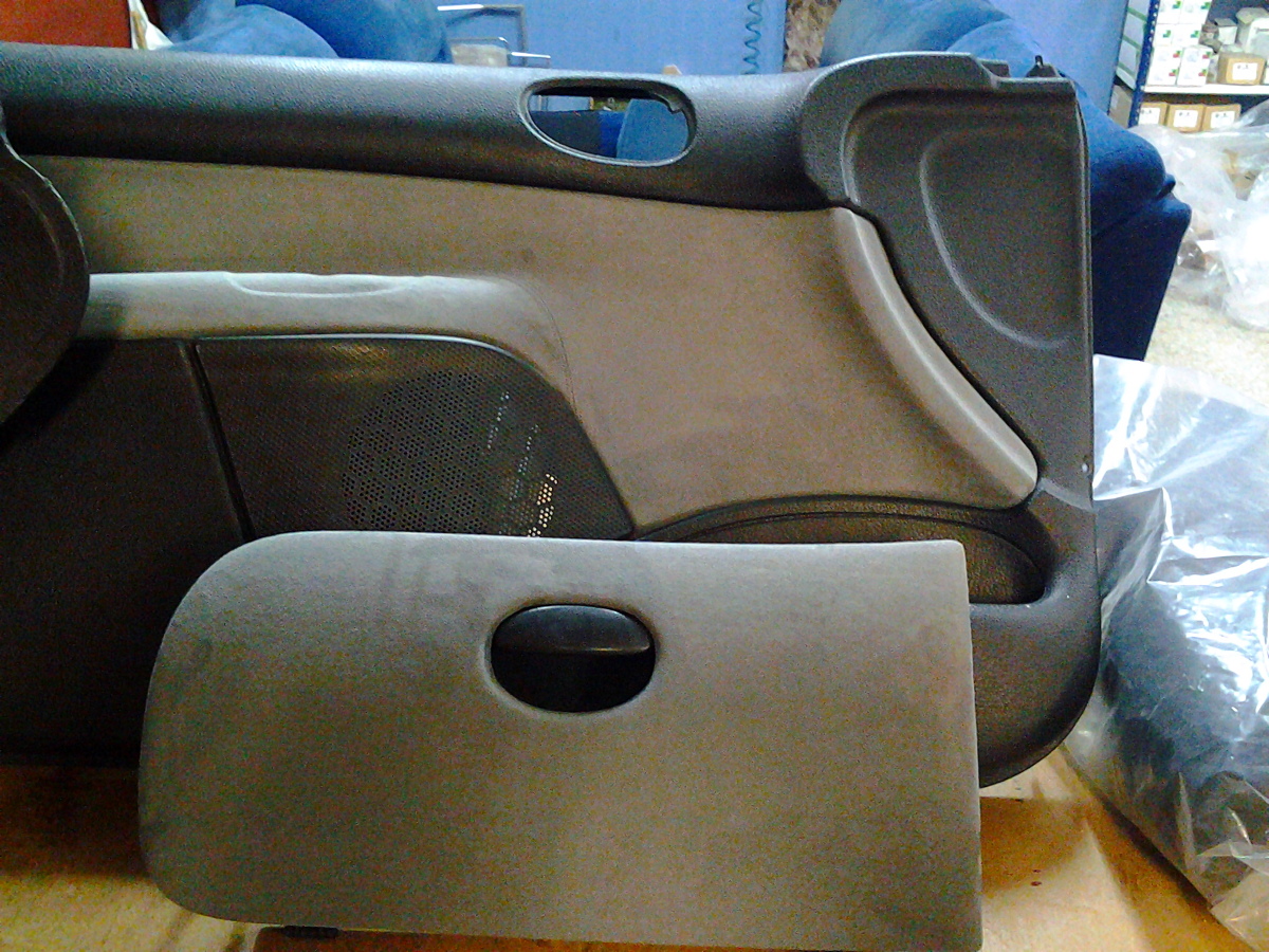 TAPIZADO  PUERTAS PEUGOT 306