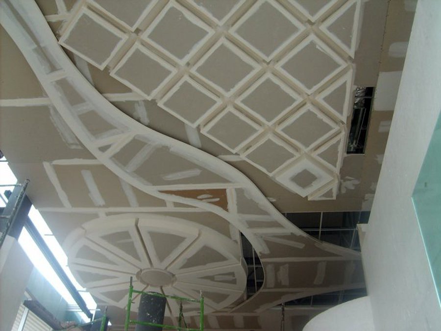 techo con decorado