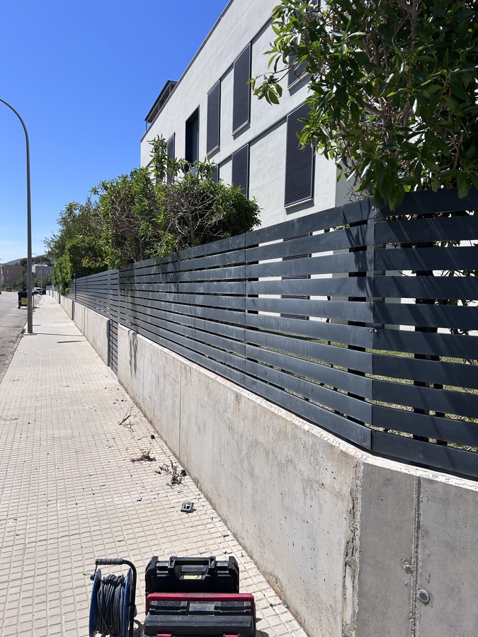 Cerramiento de comunidad en aluminio