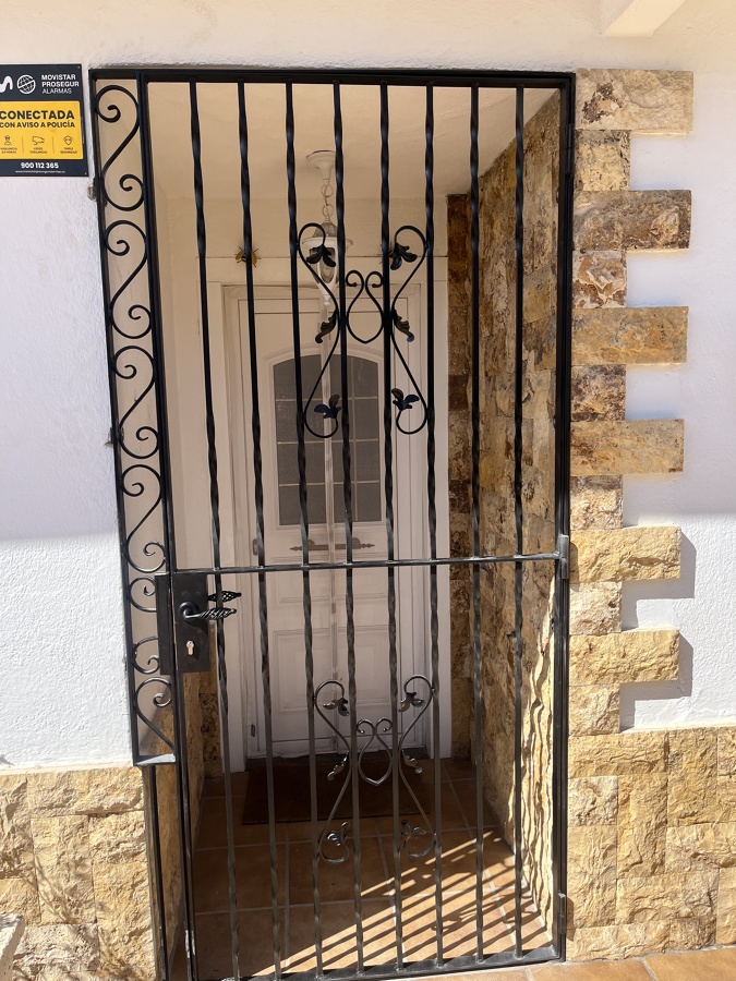 PUERTA ESTILO FORJA