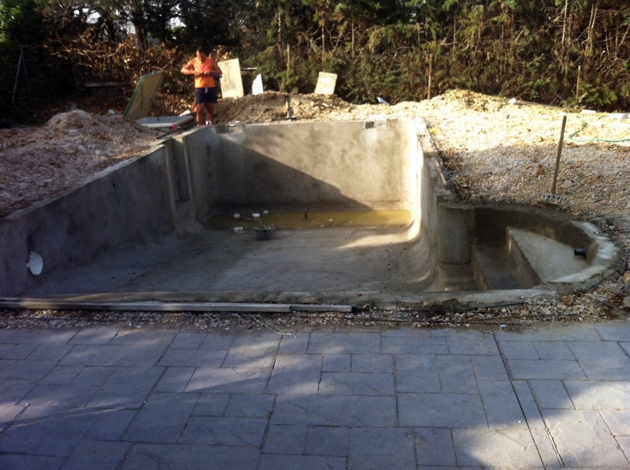 Terminación  Gunitado  de Piscina en Valdemorillo