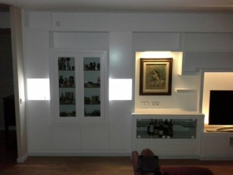 ILUMINACIÓN LIBRERÍA DE PLADUR