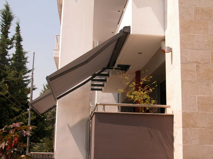 Toldo en balcón