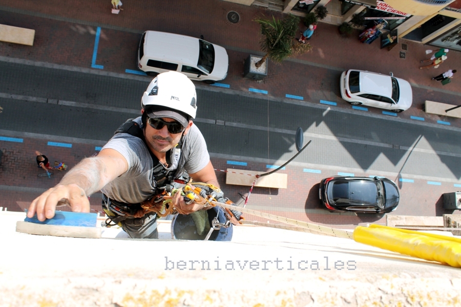 www.berniaverticales.com
