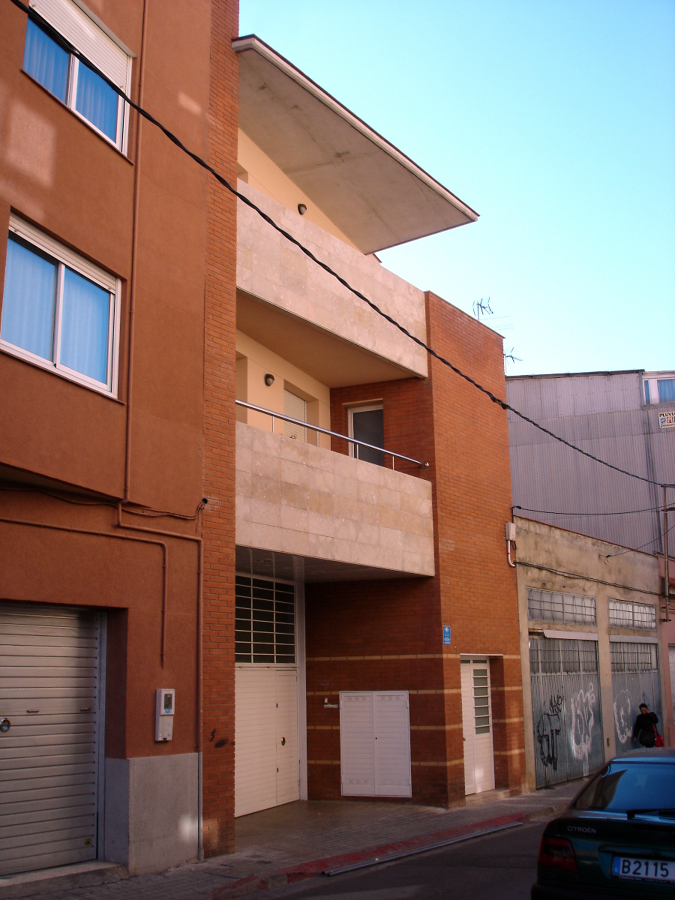 unifamiliar