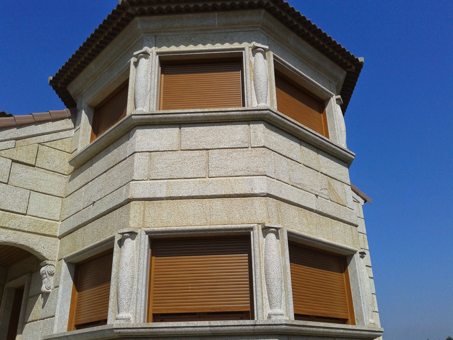 Piedra natural vivienda unifamiliar