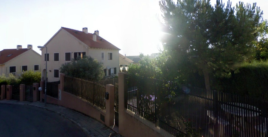 URBANIZACIÓN CHALETS UNIFAMILIARES