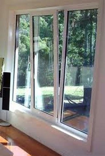 Ventana aluminio blanco