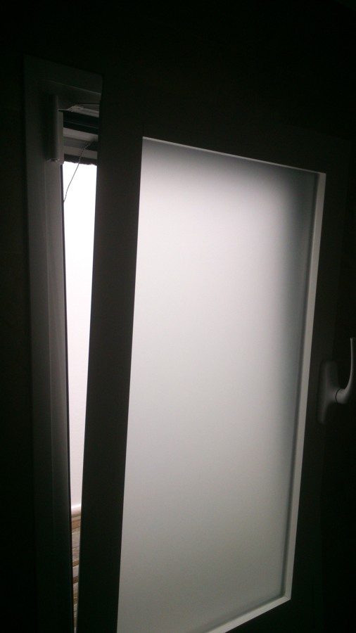 VENTANA OSCILOBATIENTE