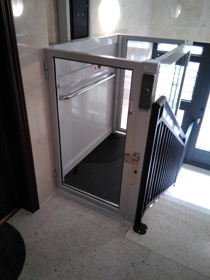 ELEVADOR VERTICAL